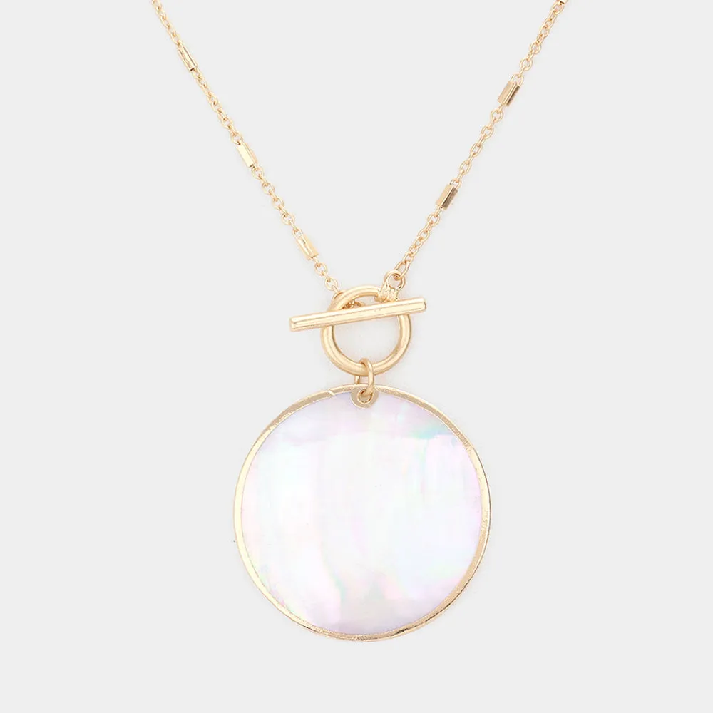 Shell Pendant Necklace